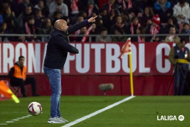 Manolo González dando instrucciones al Espanyol (Foto: LALIGA).