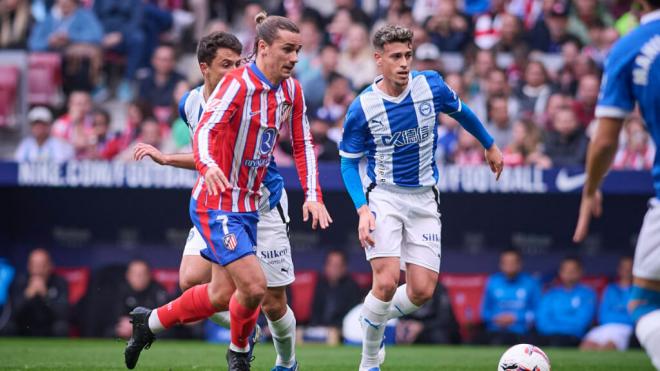 Antoine Griezmann durante el Atlético-Alavés (foto: Cordon Press).