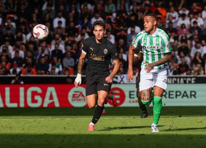Real Betis y Valencia CF ya jugaron en Mestalla (Foto: Cordon Press).