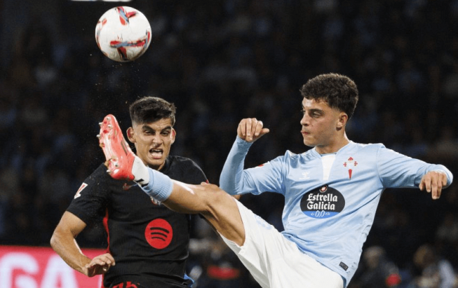 Hugo Álvarez ante el FC Barcelona (Foto: LaLiga).