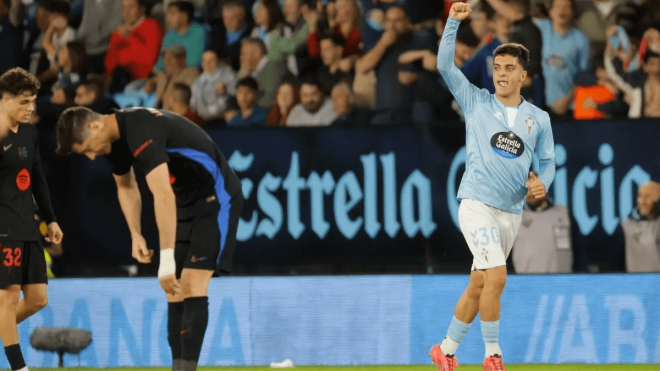 Hugo Álvarez celebrando su gol al Barcelona (Foto: EFE).