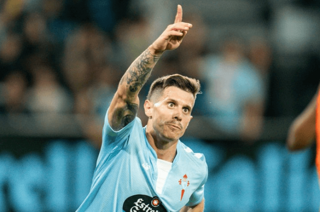 Alfon celebra su gol ante el Barcelona (Foto: RC Celta).