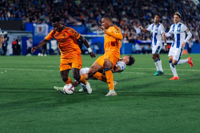 Vinicius y Mbappé ante el Real Madrid (Cordon Press)