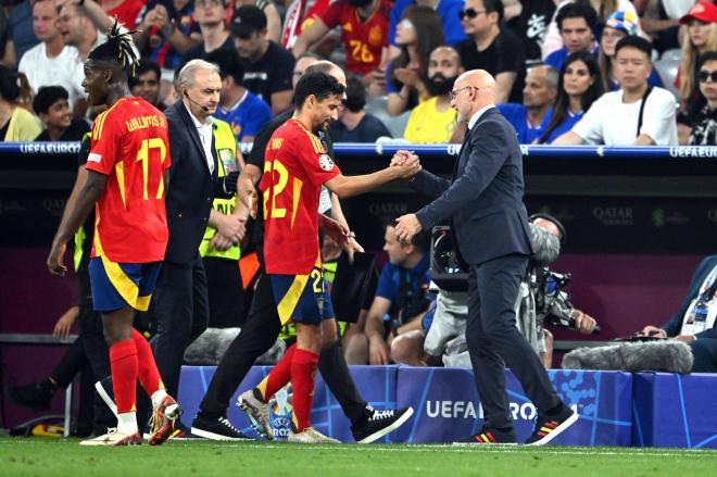 Jesús Navas y Luis de la Fuente en la Eurocopa de 2024 (Foto: Cordon Press).