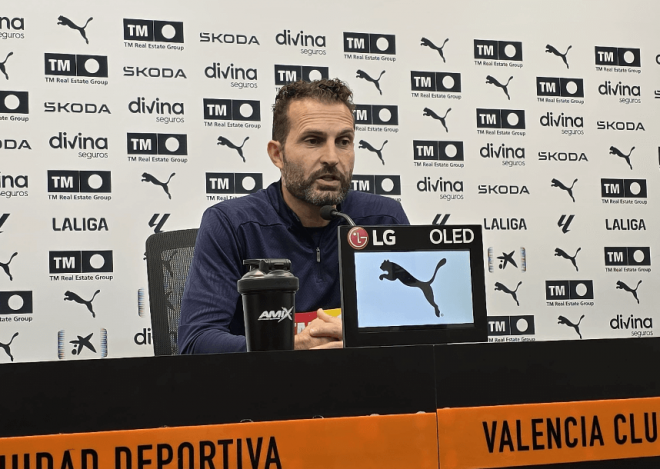 Rubén Baraja, en rueda de prensa.