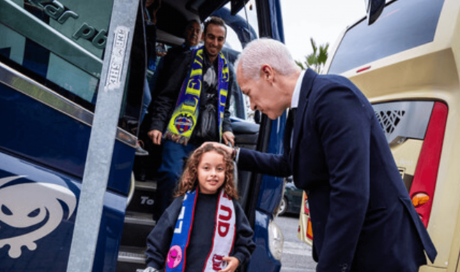 Levante UD fleta autobuses