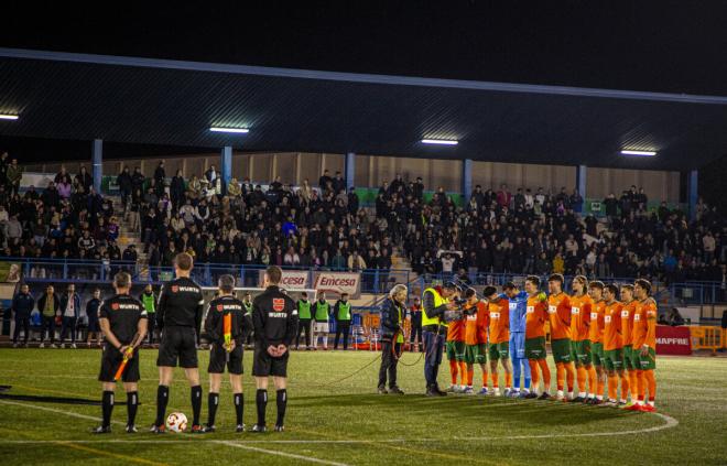 Minuto de silencio (Foto: Valencia CF).