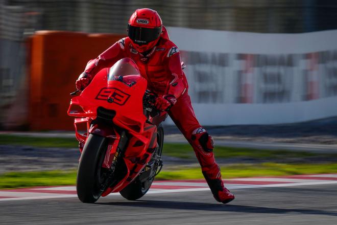 Marc Márquez probando su nueva Ducati (Cordon Press)