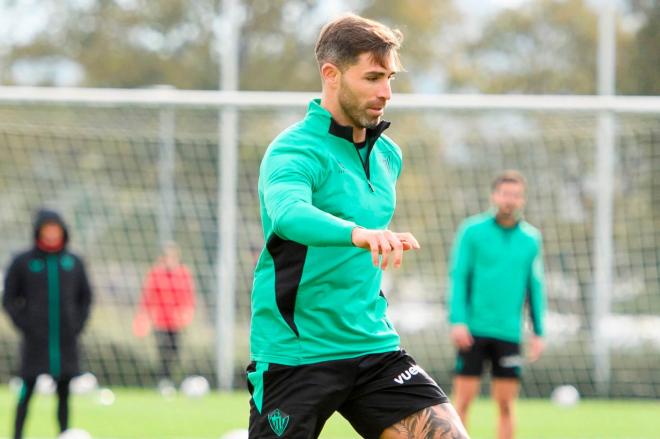 El central de Barakaldo Yeray Álvarez se entrena en Lezama (Foto: Athletic Club).