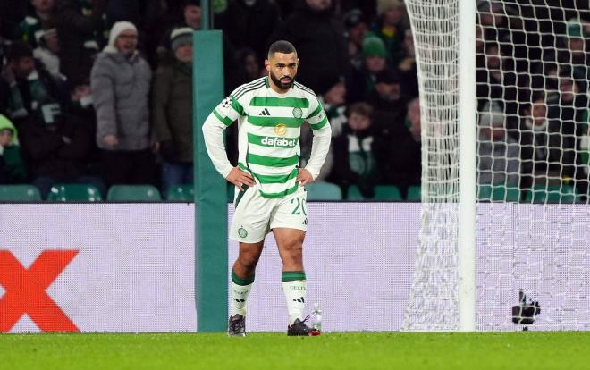 Cameron Carter-Vickers se lamenta tras su gol en propia en el Celtic-Brujas (Foto: Cordon Press).