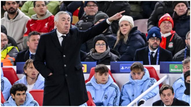 Carlo Ancelotti, durante el Liverpool-REal Madrid (foto: Cordon Press).