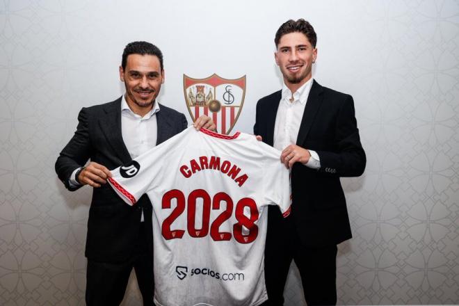 José Ángel Carmona ha renovado con el Sevilla (Foto: SFC).