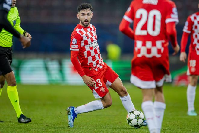 Iván Martín, con el Girona en Champions (Foto: CordonPress).