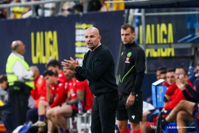 Paco López, durante el partido ante el Deportivo (Foto: LALIGA).