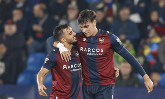 Carlos Espí resuelve el Levante-Burgos