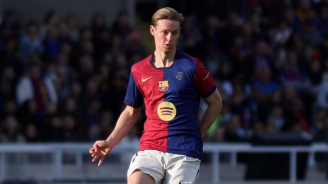 Frenkie De Jong en un partido con el FC Barcelona (Cordon Press)