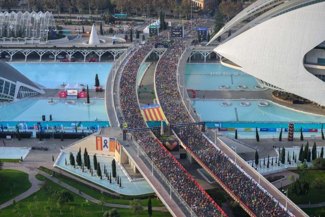 Salida Maratón Valencia 2024