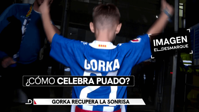 Gorka celebrando como Javi Puado (ElDesmarque)