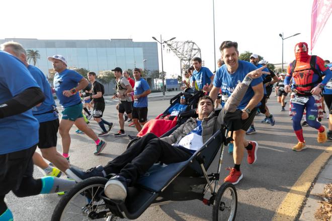 Equipo Zurich Aefat en el Maratón Valencia