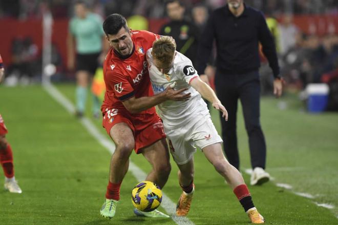 Peque, en el Sevilla-Osasuna (Foto: Kiko Hurtado).