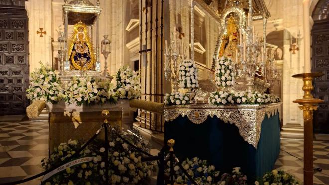 La ofrenda del Real Betis antes de la Magna.