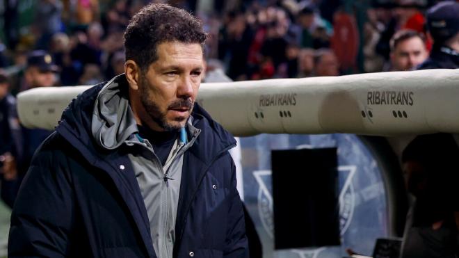 Diego Pablo Simeone en el partido ante el Cacereño (Foto: EFE)