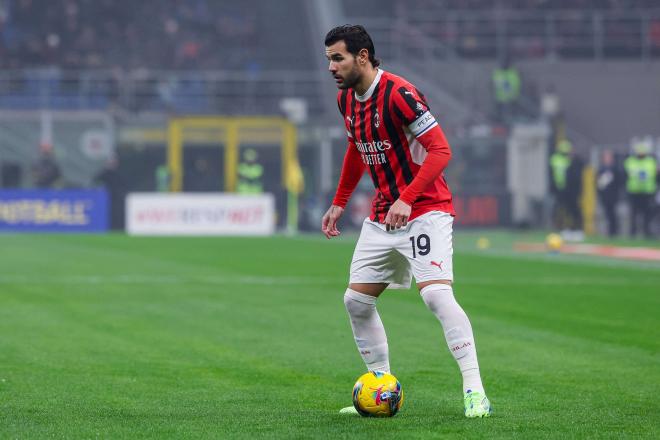 Theo Hernández, en un partido del Milan (Foto: Cordon Press).