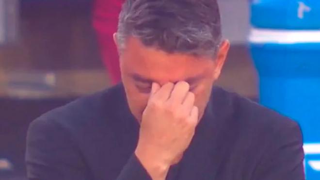 Marcelo Gallardo, entre lágrimas, en el minuto de silencio.