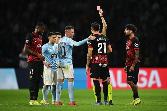 Antonio Raíllo, expulsado durante el Celta-Mallorca (Foto: Cordon Press).