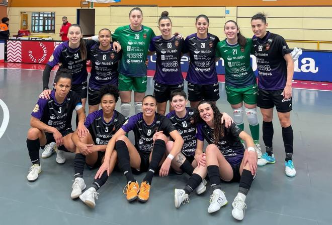 Las jugadoras del Burela FS tras disputar un partido (Foto: Burela FS).