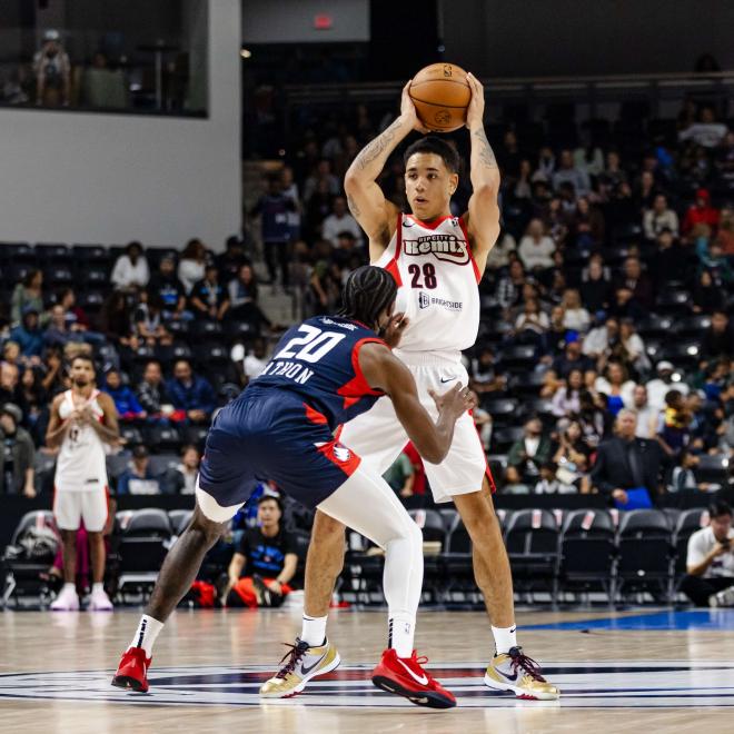 Isaac Nogues en la G-League (NBA Spain)