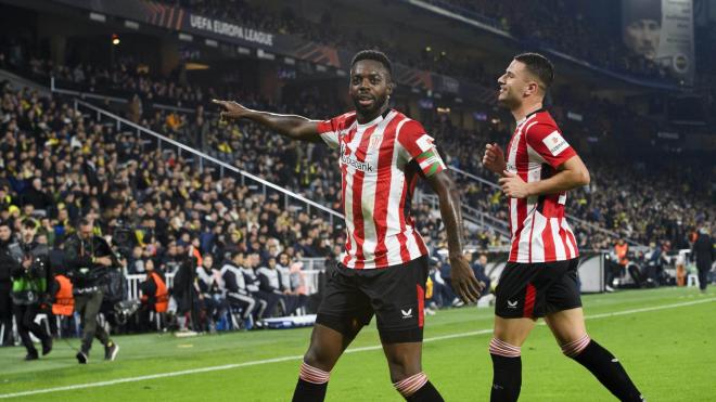 Iñaki Williams celebra uno de sus goles ante el Fenerbahçe de José Mourinho, en Estambul (Foto: Athletic Club).