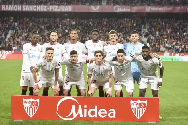 El XI del Sevilla ante el Celta (Foto: Kiko Hurtado).