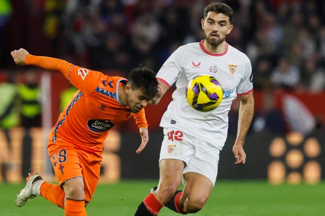 Álvaro García Pascual, ante el Celta (Foto: EFE)