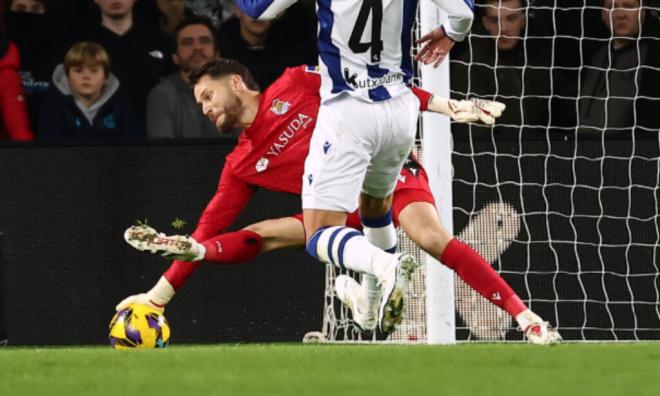 Parada de Álex Remiro en el Real Sociedad-Las Palmas (FOTO: Real Sociedad).