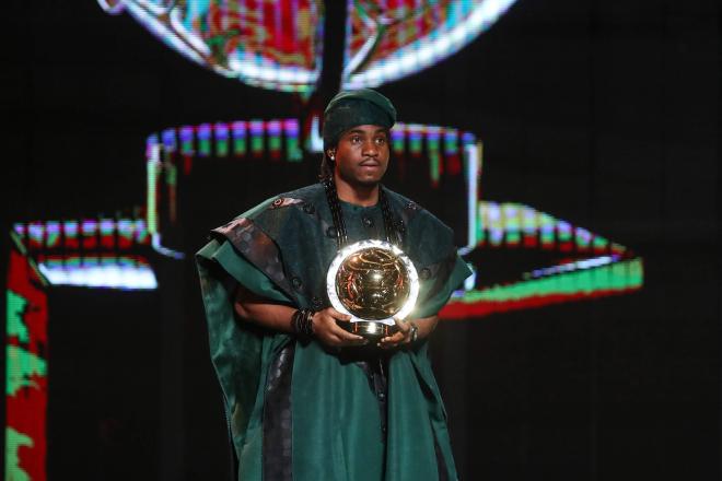 Ademola Lookman conquista el Balón de Oro de África 2024 (Foto: CAF).