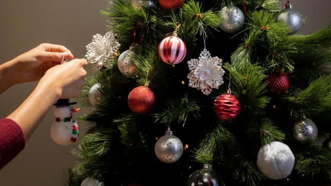 Foto de archivo de un árbol de Navidad (Foto: Freepik)