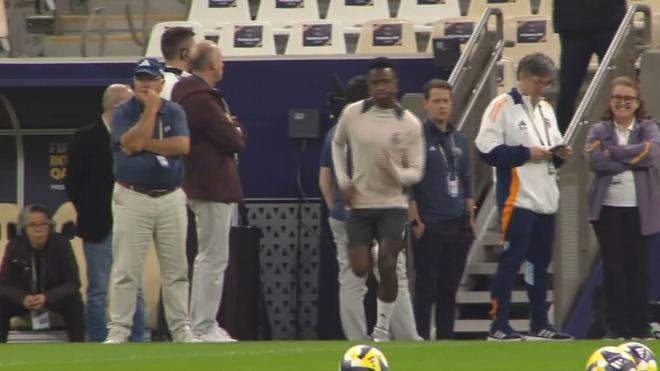 Vinicius Jr, en el entrenamiento del Real Madrid en Doha