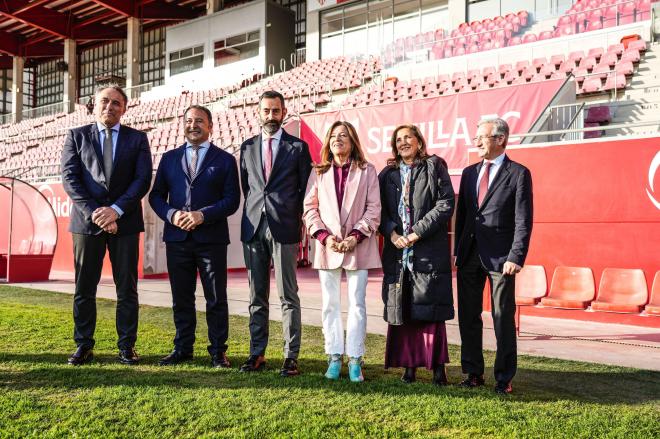 Acuerdo entre el Sevilla y la Junta de Andalucía (Foto: SFC).