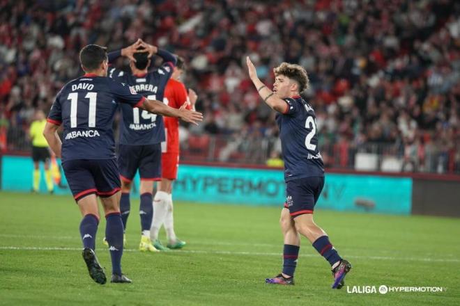 Davo celebra un gol del Deportivo de la Coruña con Mario Soriano (Foto: LALIGA).