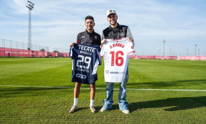 Ocampos, con Jesús Navas, este miércoles (Foto: SFC).