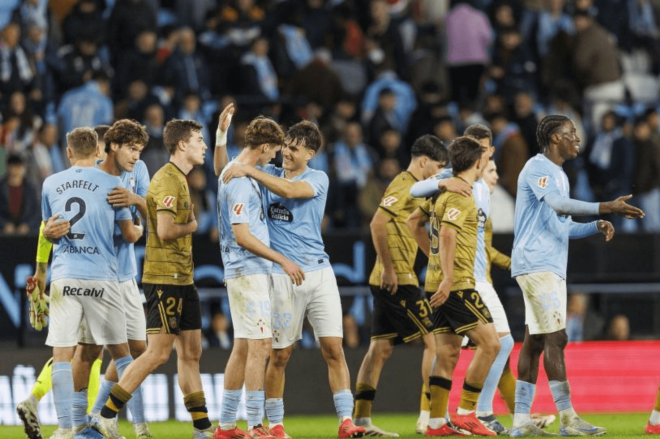 Los jugadores del Celta celebrando la victoria ante la Real (Foto: LaLiga).