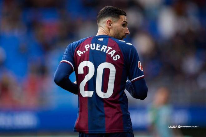 Antonio Puertas, en el Eibar-Granada (Foto: LALIGA).