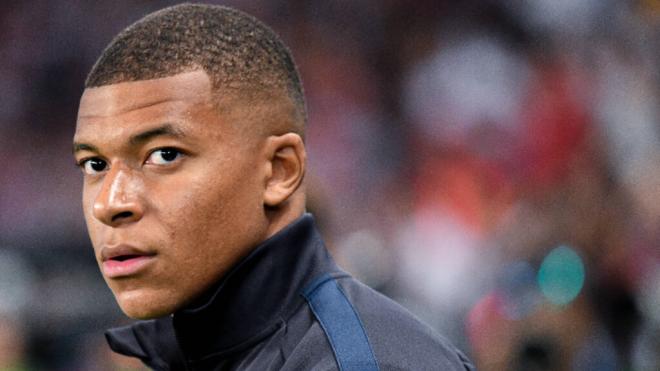 Kylian Mbappé, en un partido con el PSG (Cordon Press)