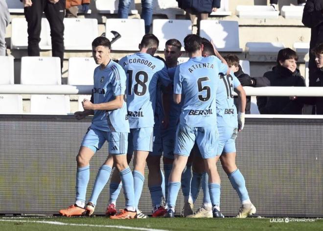 Celebración del Burgos ante el Tenerife (Foto: LALIGA).