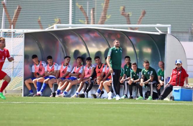 Kuiki, en un partido con el filial del Recreativo de Huelva (Foto: @recreoficial).