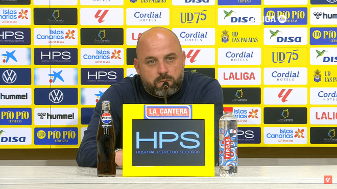 Manolo González, en sala de prensa tras el Las Palmas-Espanyol.