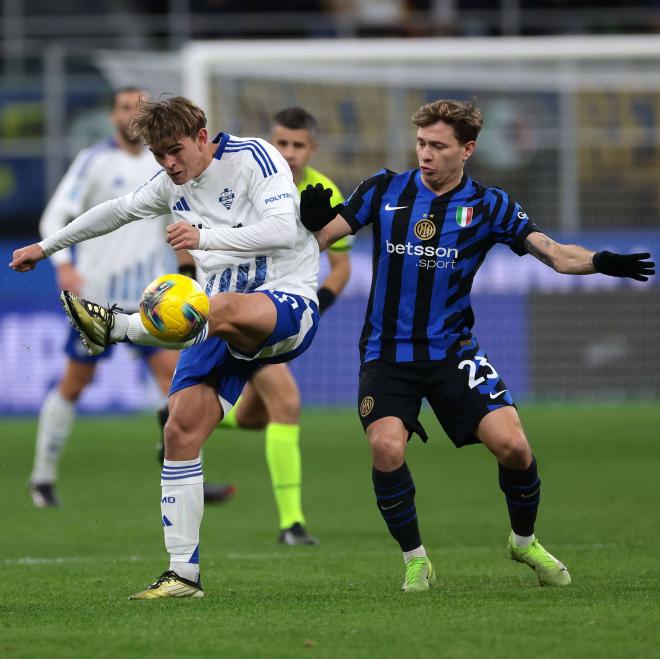 Nico Paz contra el Inter de Milan (Cordon Press)