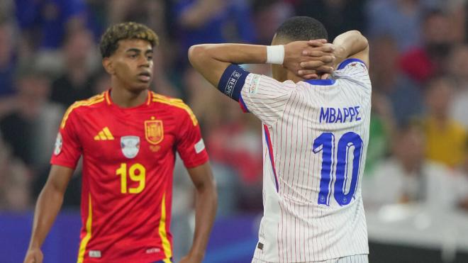 Lamine Yamal y Mbappé en un partido de la Eurocopa (Cordon Press)