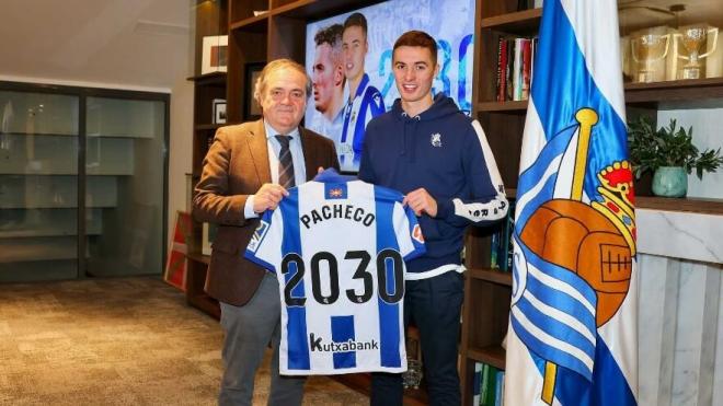 Jon Pacheco renueva hasta 2030 (Foto: Real Sociedad).